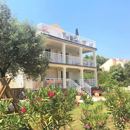 Apartmani Fortuna Lumbarda Buitenkant foto