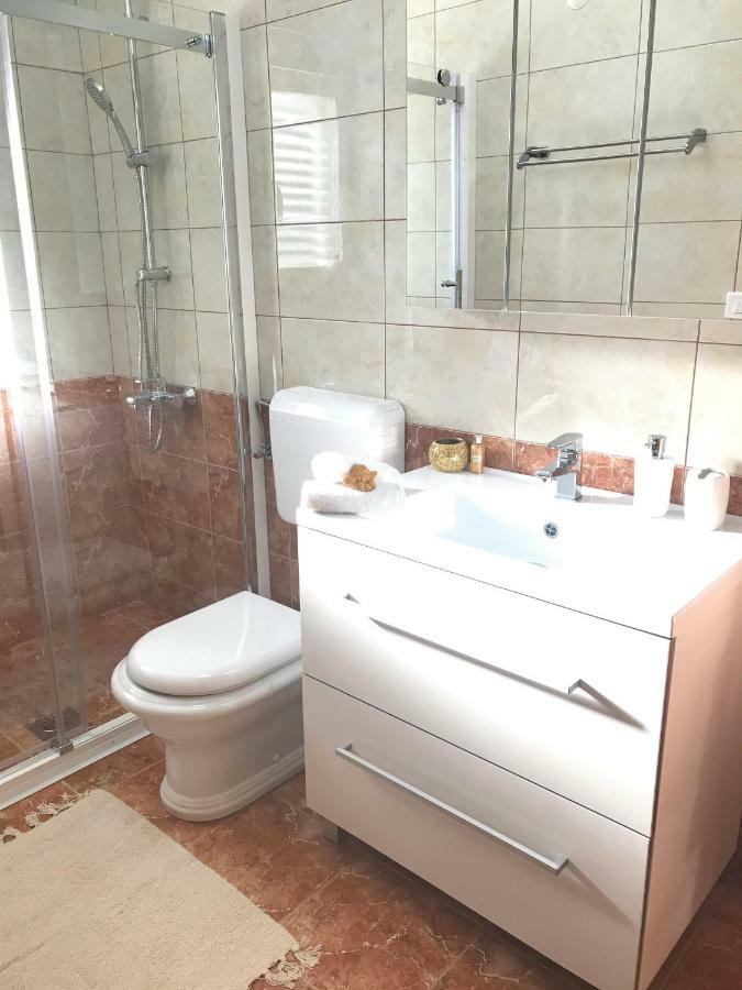 Apartmani Fortuna Lumbarda Buitenkant foto